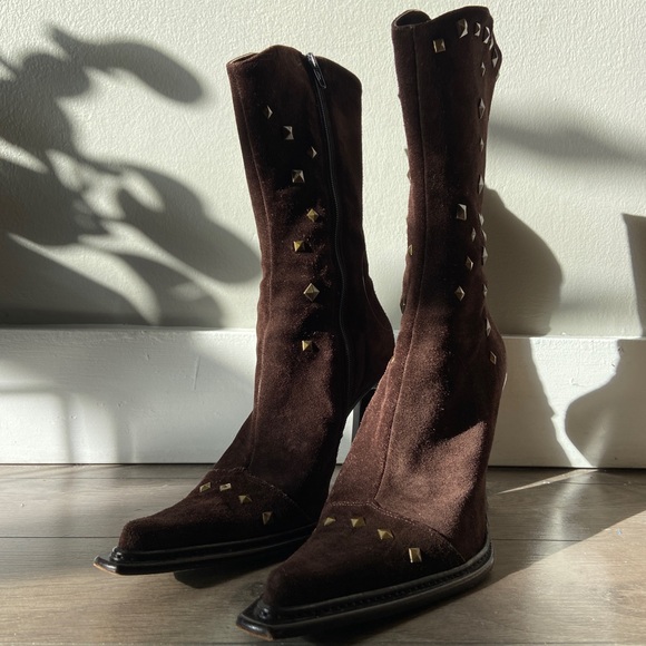 Vintage Browns Boots - Picture 3 of 4